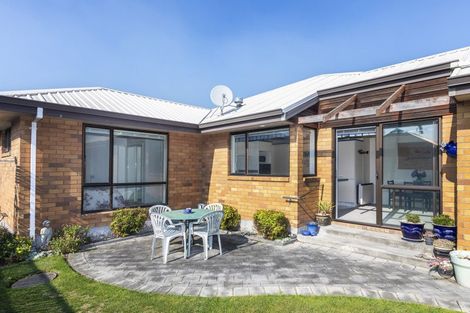 Photo of property in 112 Harewood Road, Papanui, Christchurch, 8053