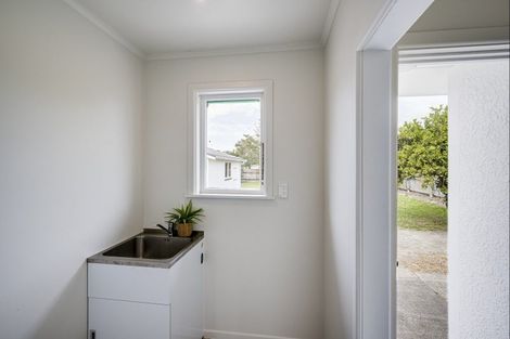 Photo of property in 11 Kelvin Road, Maraenui, Napier, 4110