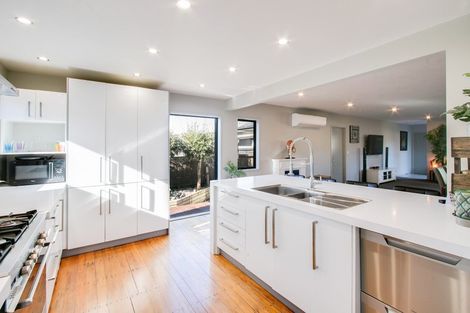 Photo of property in 6 Mission Road, Greenmeadows, Napier, 4112