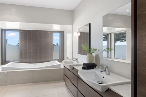 Photo of property in 359 Hibiscus Coast Highway, Orewa, 0931