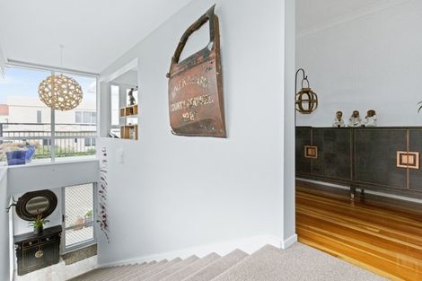 Photo of property in 17 Meeanee Quay, Westshore, Napier, 4110