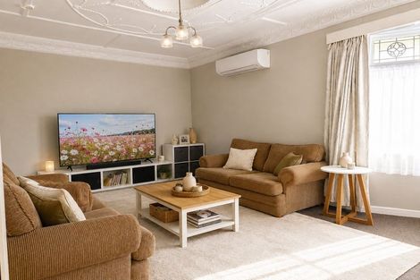 Photo of property in 38 Kensington Avenue, Petone, Lower Hutt, 5012
