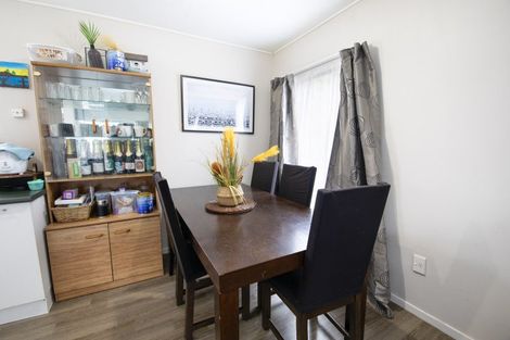 Photo of property in 35 Ramsey Crescent, Flaxmere, Hastings, 4120