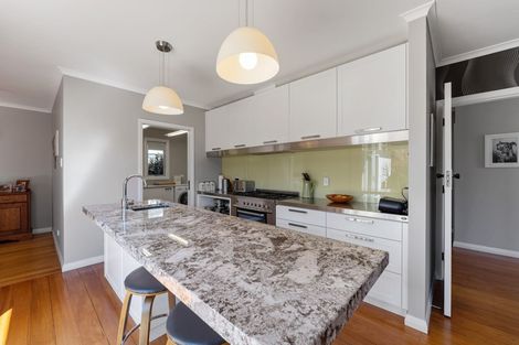 Photo of property in 29 Doone Street, Lynmouth, New Plymouth, 4310