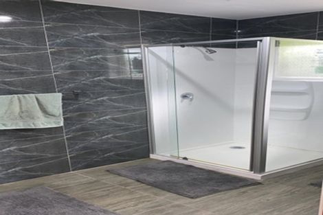 Photo of property in 16 Mcleod Road, Henderson, Auckland, 0612