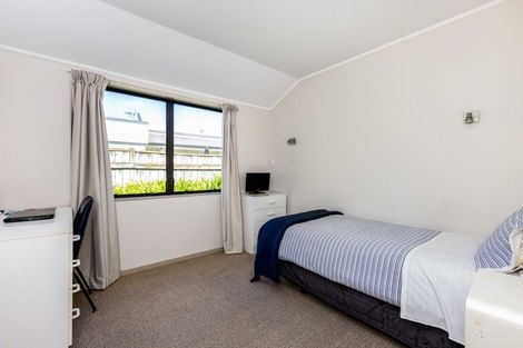 Photo of property in 7 Penlington Place, Havelock North, 4130