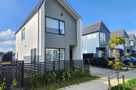 Photo of property in 24 Hokioi Drive, Kenepuru, Porirua, 5022