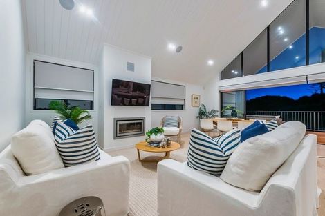 Photo of property in 42 Catalina Bay Drive, Hobsonville, Auckland, 0616