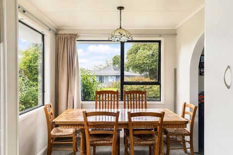 Photo of property in 6 Luke Place, Fairy Springs, Rotorua, 3015