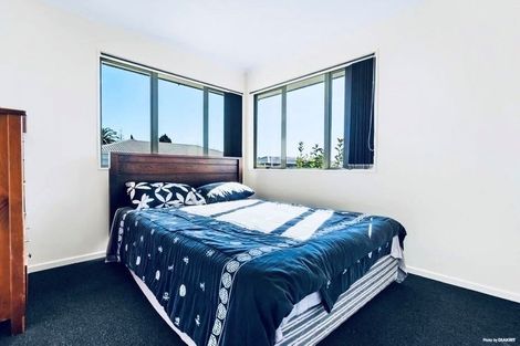 Photo of property in 15 Josie Lane, Manurewa, Auckland, 2102