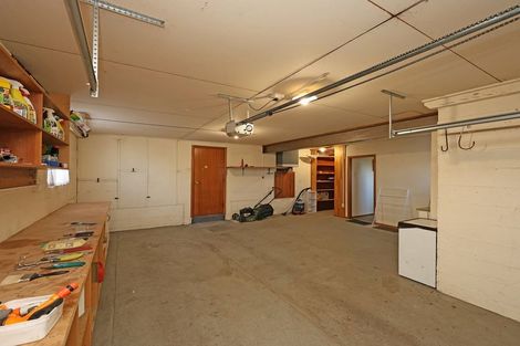 Photo of property in 18 Wharfe Street, South Hill, Oamaru, 9400