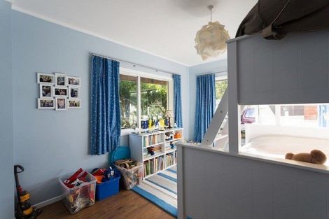 Photo of property in 58 Burns Lane, Kumeu, 0892