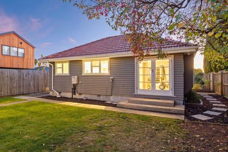 Photo of property in 164 Springfield Road, St Albans, Christchurch, 8014