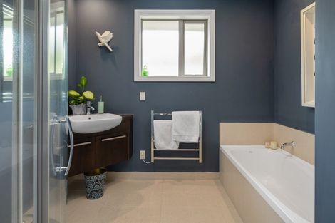 Photo of property in 8 Tui Drive, Picton, 7220