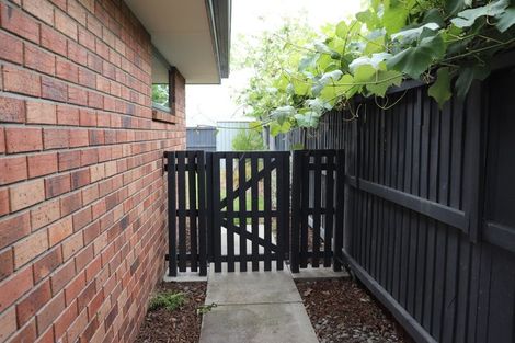 Photo of property in 2 Little Oaks Drive, Yaldhurst, Christchurch, 8042