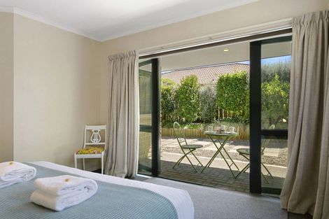Photo of property in 30 Fairview Terrace, Waipahihi, Taupo, 3330