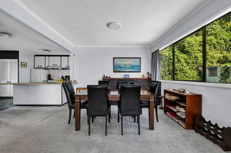 Photo of property in 10 Lawry Street, Moturoa, New Plymouth, 4310