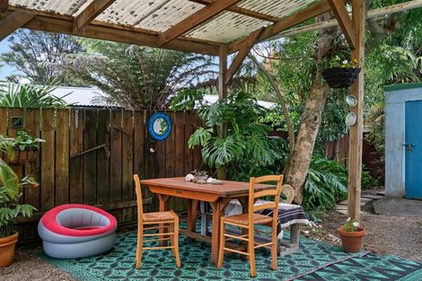 Photo of property in 97 Bays Road, Orere Point, Papakura, 2585