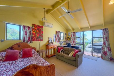 Photo of property in 304 Thames Coast Sh25 Road, Thornton Bay, Thames, 3575