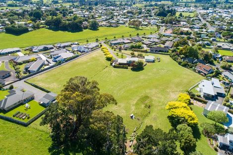 Photo of property in 19 Barnett Drive, Marton, 4710