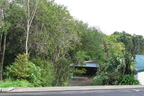 Photo of property in 7 Pohutukawa Avenue, Shelly Park, Auckland, 2014