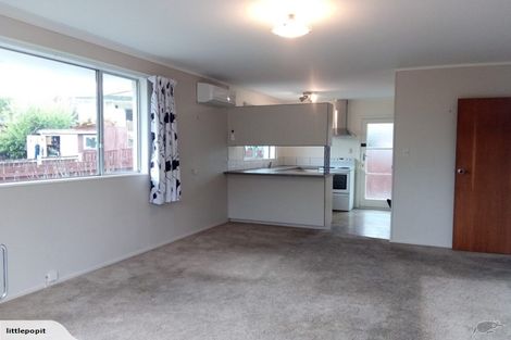 Photo of property in 31a Omaha Grove, Totara Park, Upper Hutt, 5018