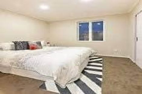 Photo of property in 10 Warbler Crescent, Papakura, 2110