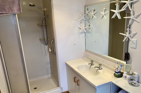 Photo of property in 11 Grey Street, Kawakawa, 0210