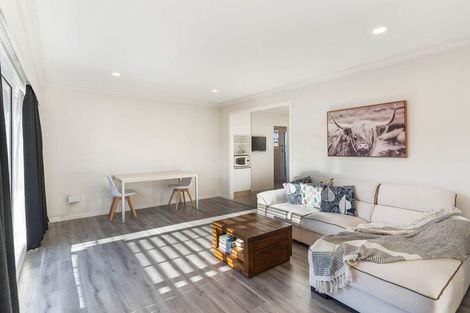 Photo of property in 2/10 Omana Road, Papatoetoe, Auckland, 2025