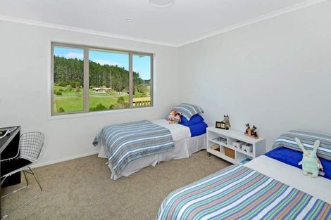 Photo of property in 262 Spur Road, Stillwater, Silverdale, 0993