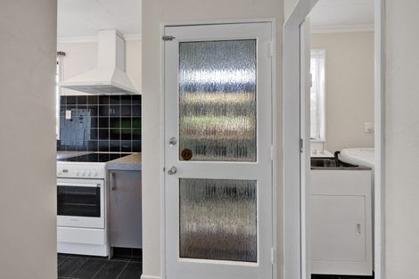 Photo of property in 38 Glamis Avenue, Bell Block, New Plymouth, 4312