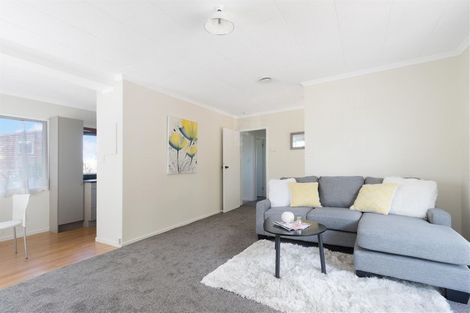 Photo of property in 72a Astley Avenue, New Lynn, Auckland, 0600