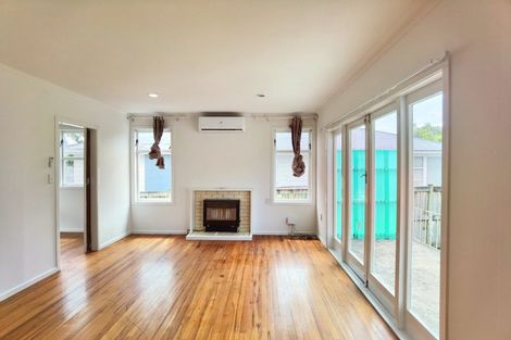 Photo of property in 36 Eastdale Road, Avondale, Auckland, 1026