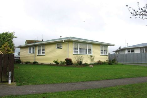 Photo of property in 9 Rhodes Drive, Kelvin Grove, Palmerston North, 4414