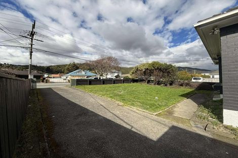 Photo of property in 353 Waiwhetu Road, Fairfield, Lower Hutt, 5011