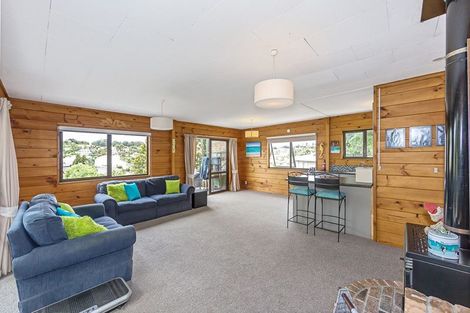 Photo of property in 31 Matai Road, Stanmore Bay, Whangaparaoa, 0932