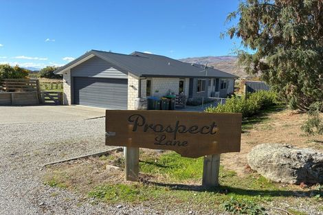 Photo of property in 2 Prospect Lane, Bannockburn, Cromwell, 9384