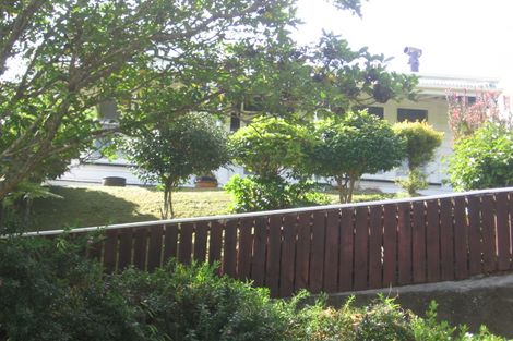 Photo of property in 12 Garfield Street, Brooklyn, Wellington, 6021