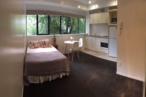 Photo of property in 1/16a Liverpool Street, Trentham, Upper Hutt, 5018