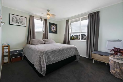 Photo of property in 32 Mervan Street, Mangere East, Auckland, 2024