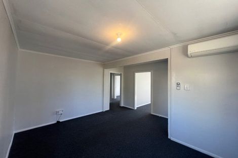 Photo of property in 20 Dunstan Street, Otaki, 5512