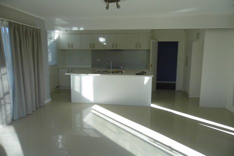 Photo of property in 20 Ganymede Place, Half Moon Bay, Auckland, 2012