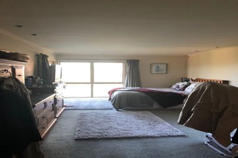 Photo of property in 239a Hill Road, The Gardens, Auckland, 2105