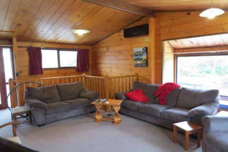 Photo of property in 7 Cedar Place, Westown, New Plymouth, 4310