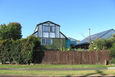 Photo of property in 2/14 Craigbank Avenue, New Lynn, Auckland, 0600