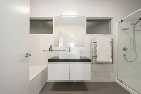 Photo of property in 4 Kastos Way, Strathmore Park, Wellington, 6022