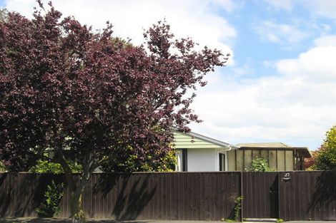 Photo of property in 27 Cranbrook Avenue, Burnside, Christchurch, 8053