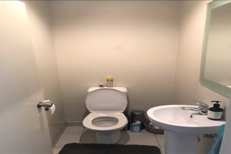 Photo of property in 8 Lime Crescent, Papakura, 2110