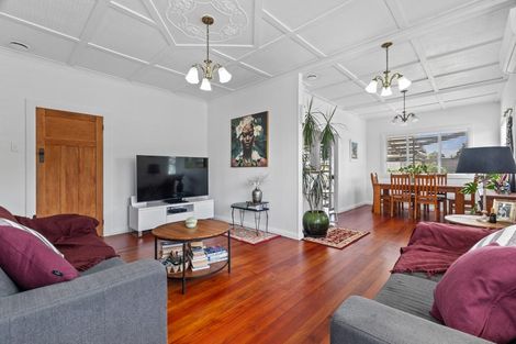 Photo of property in 13 Shortland Street, Regent, Whangarei, 0112