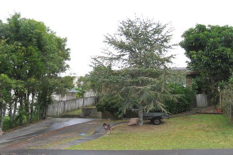 Photo of property in 36 Lavery Place, Sunnynook, Auckland, 0632
